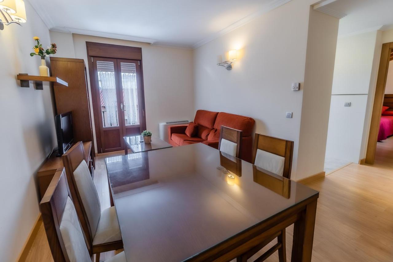 Apartamentos & Casas Rurales Santo Domingo De Silos Extérieur photo