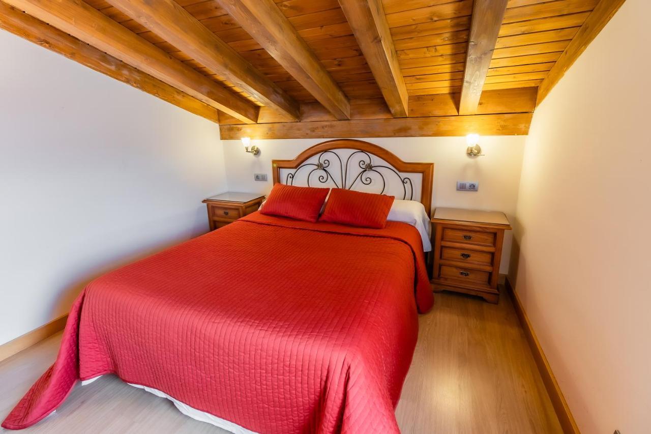 Apartamentos & Casas Rurales Santo Domingo De Silos Extérieur photo