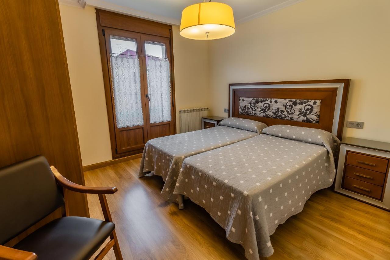 Apartamentos & Casas Rurales Santo Domingo De Silos Extérieur photo