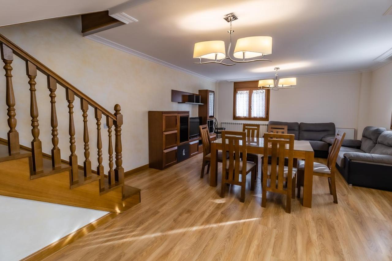 Apartamentos & Casas Rurales Santo Domingo De Silos Extérieur photo
